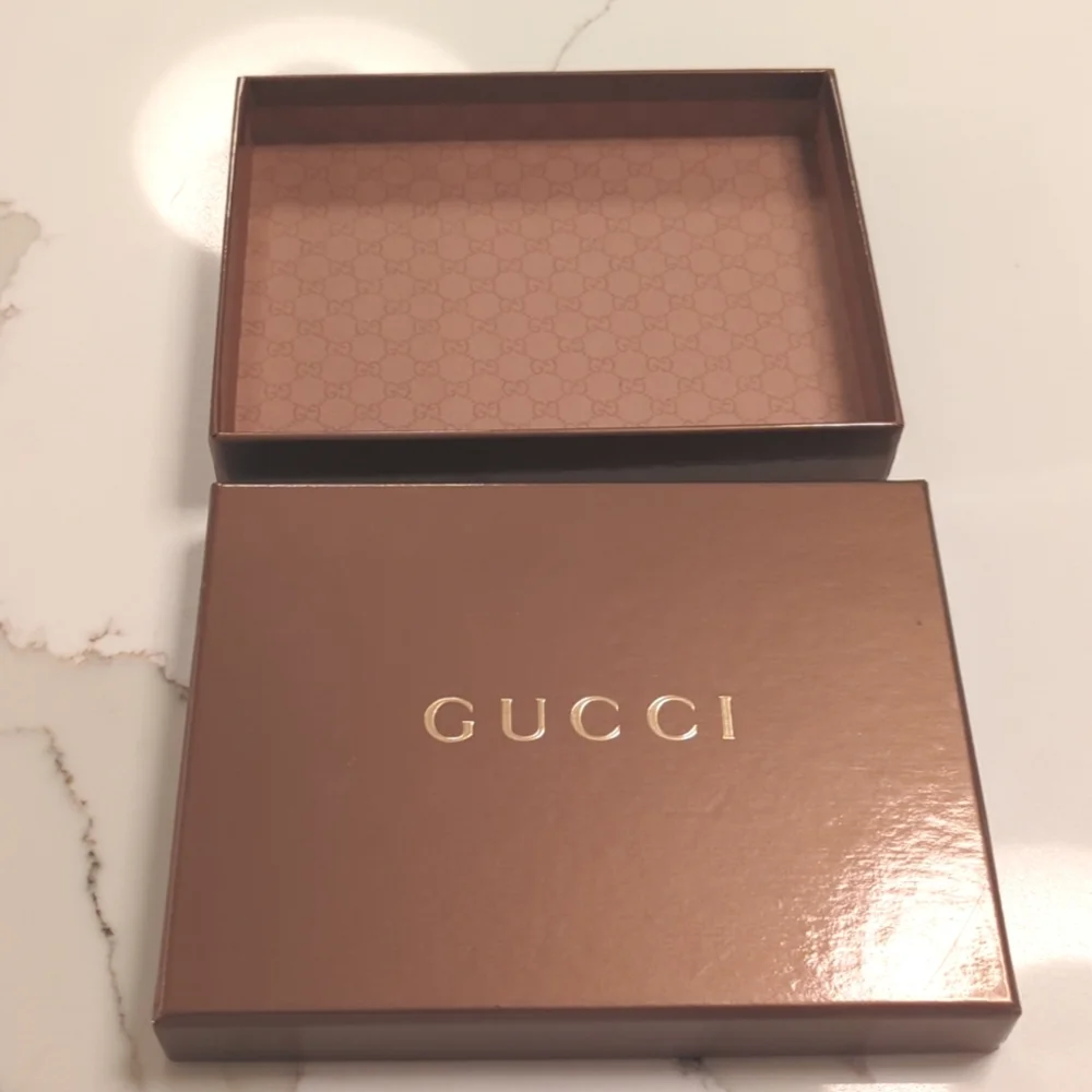 Gucci Box - Picture 2 of 3